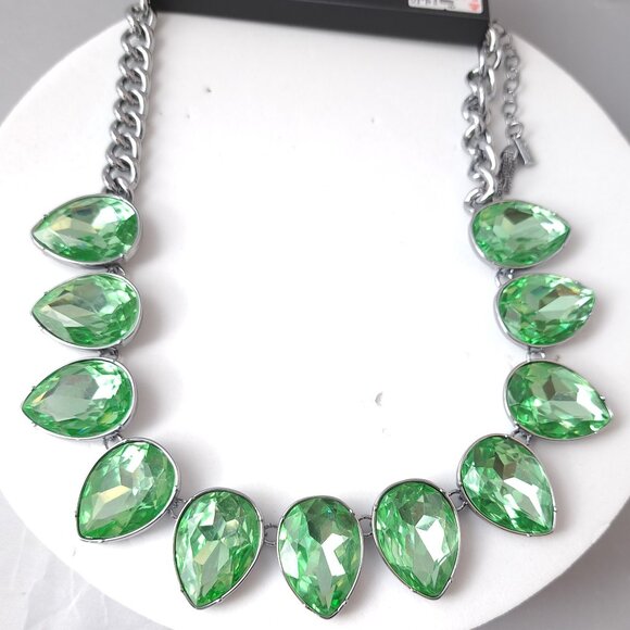 Simply Vera Vera Wang Gorgeous Light Green Crystal Necklace - Picture 2 of 3